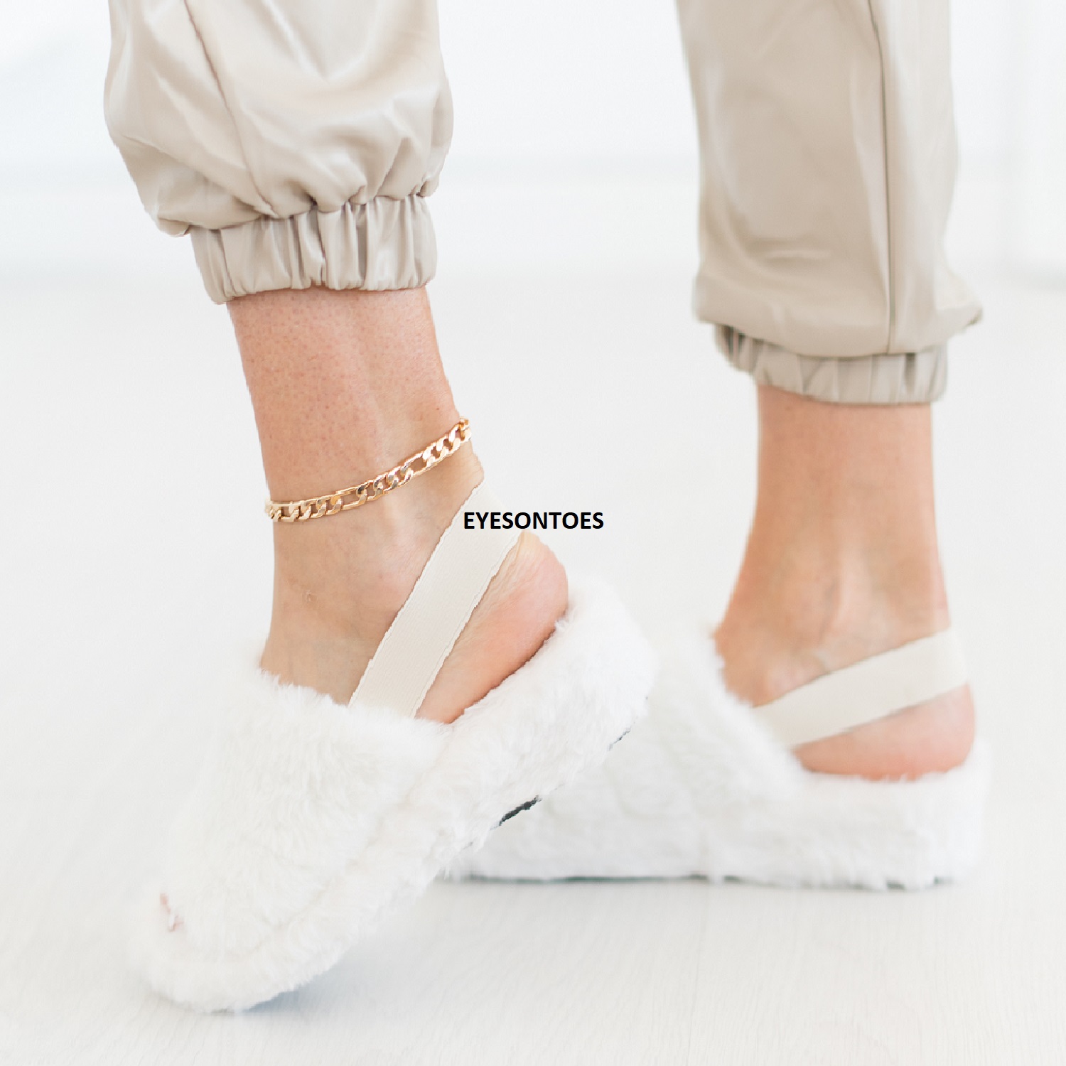 Women's Summer Synthetic Fur Pom Pom Rivets Slides Sexy House Slippers